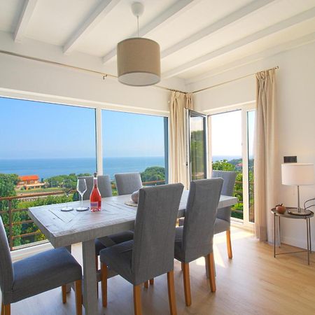 Marina House Villa Pechon Luaran gambar