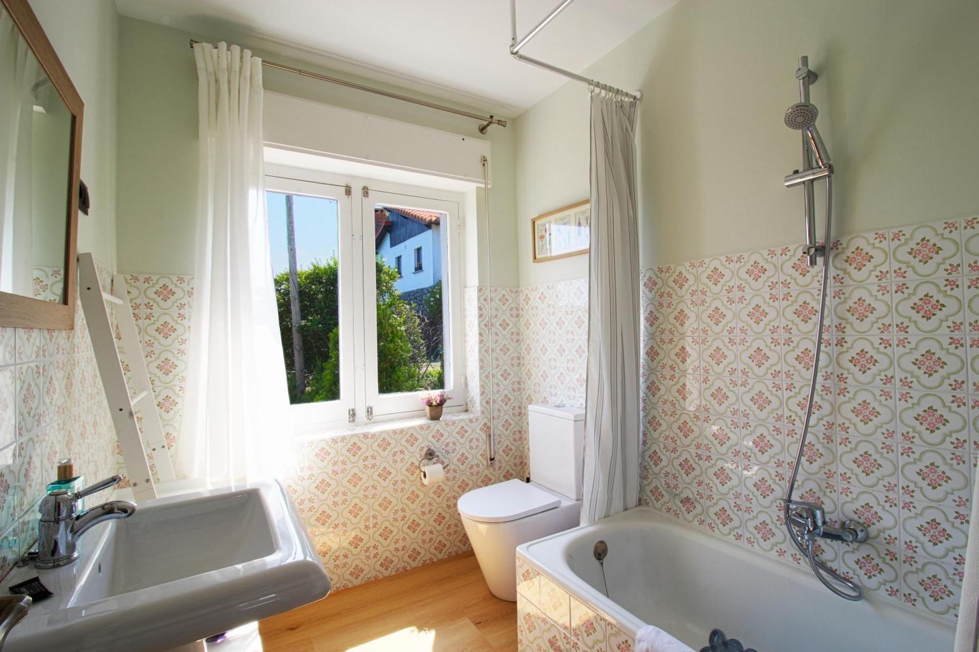 Marina House Villa Pechon Luaran gambar